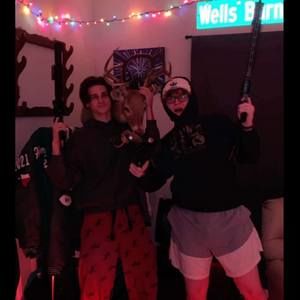 Meet your Posher, Ashton